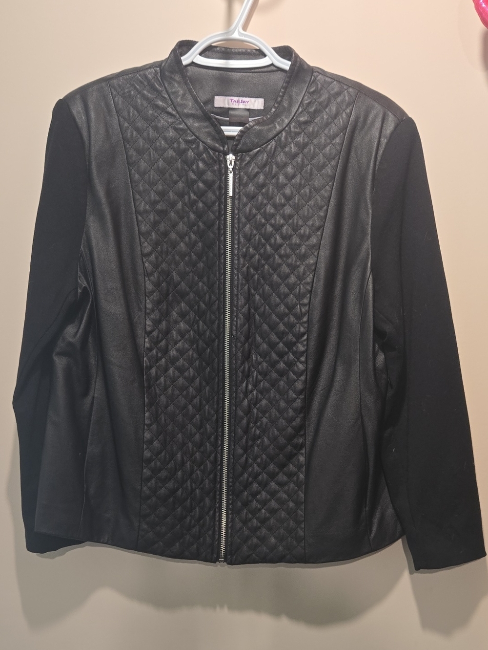 Tanjay Petite Black Quilted Front Jacket